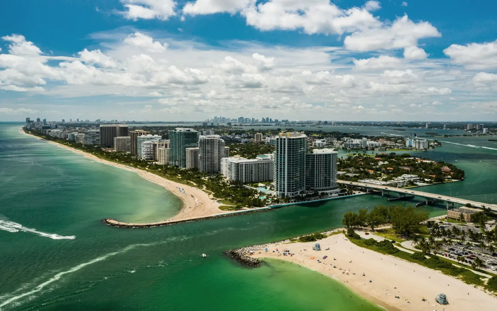 Aerial view of Bal Harbour between the ocean and Biscayne Bay