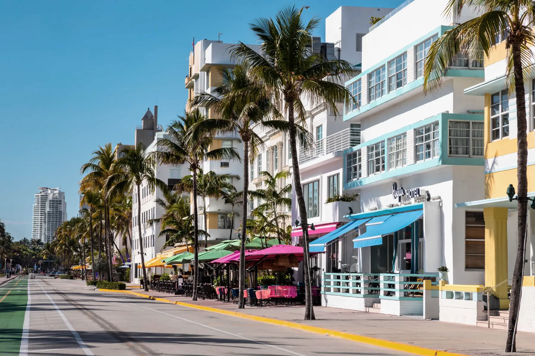 Illuminated Art Deco buildings along Ocean Drive in Miami Beach